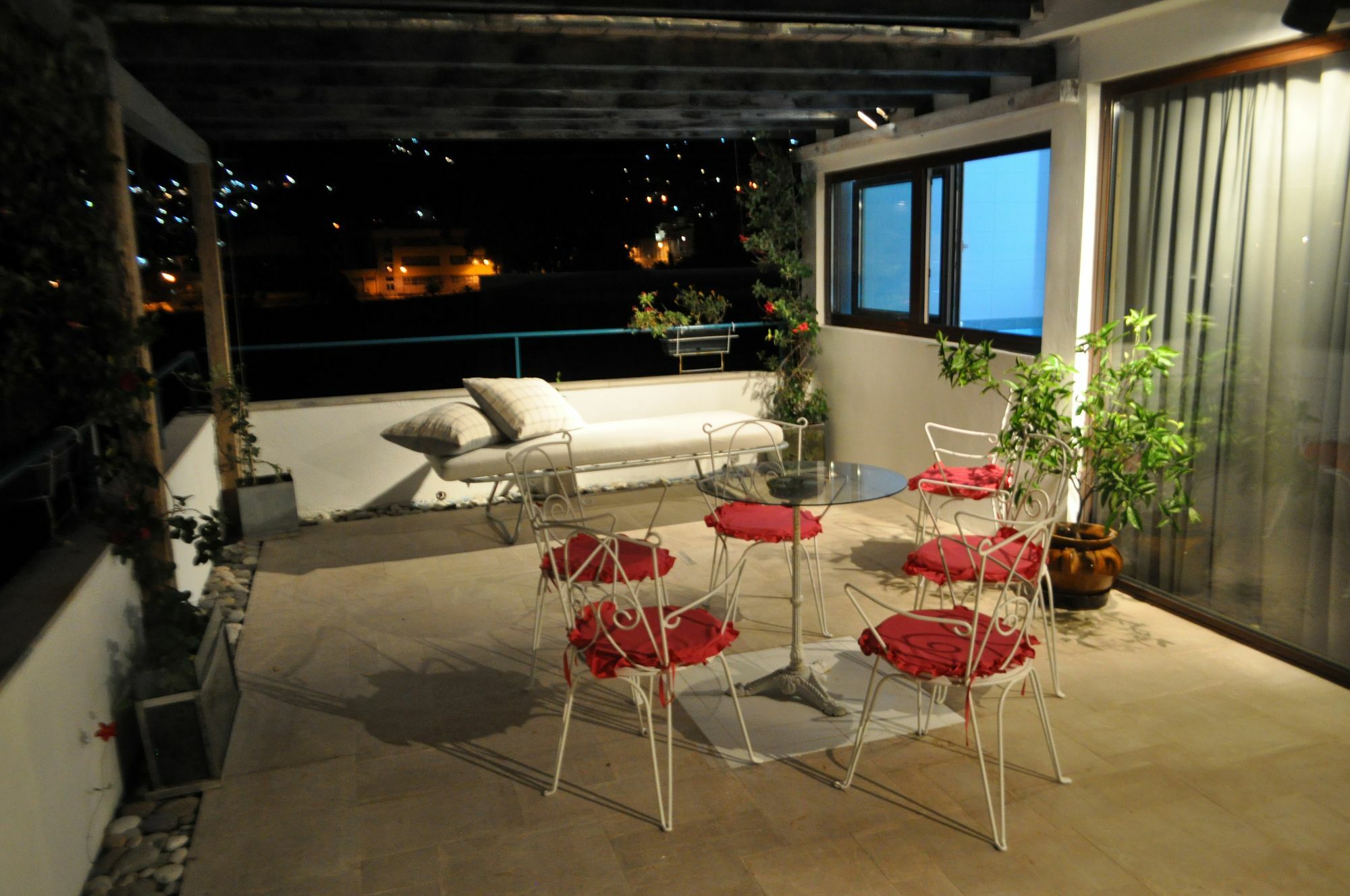 Apartments Rux De Luxe Bar Exteriör bild